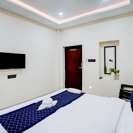 Hotel Vibe Blu- Varanasi Eksteriør bilde