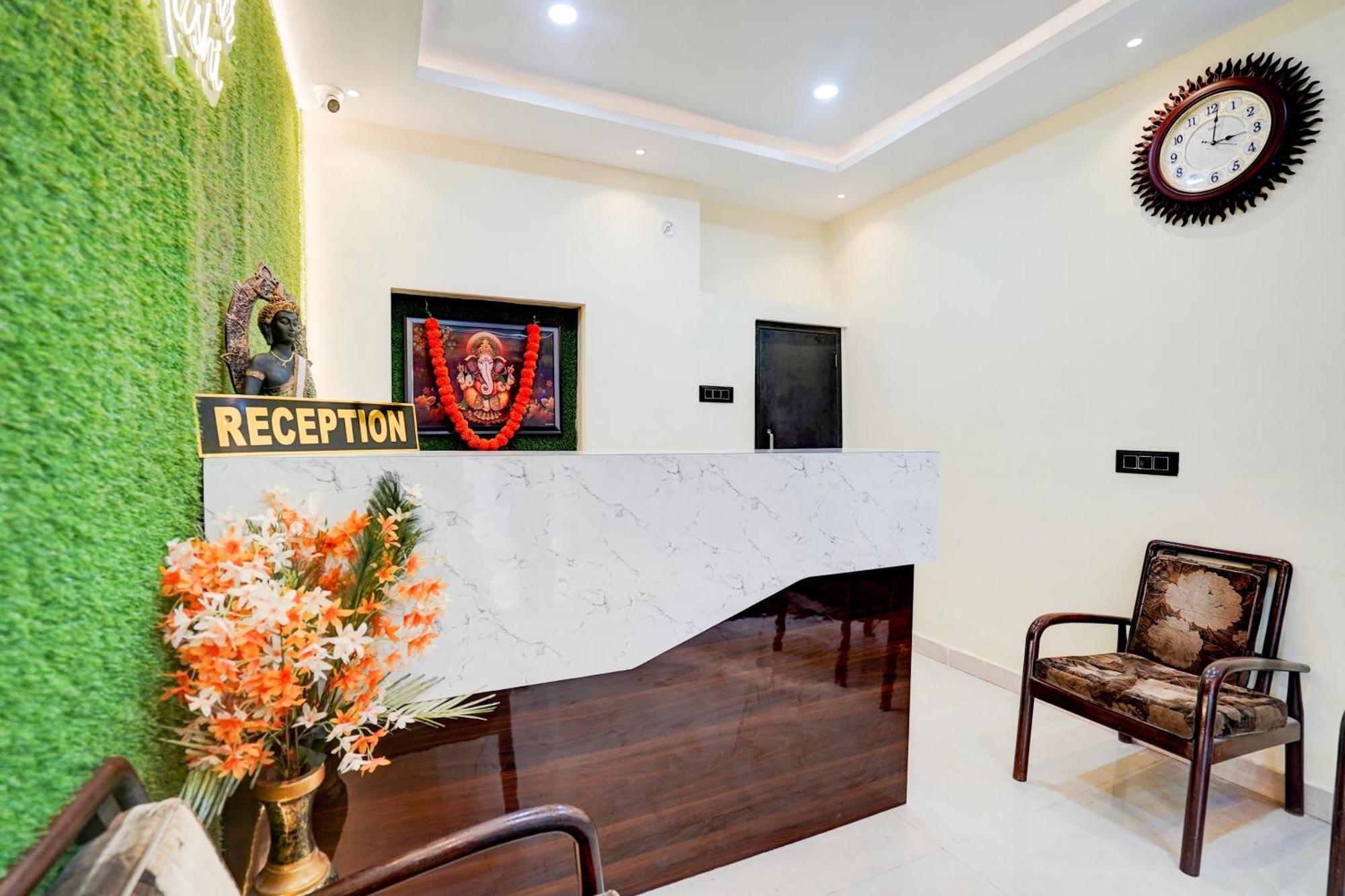 Hotel Vibe Blu- Varanasi Eksteriør bilde